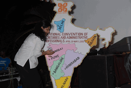 conv_photo_Chairperson Karena Toner.gif