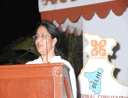convphoto_Chairperson Karena delivering her welcome address.jpg