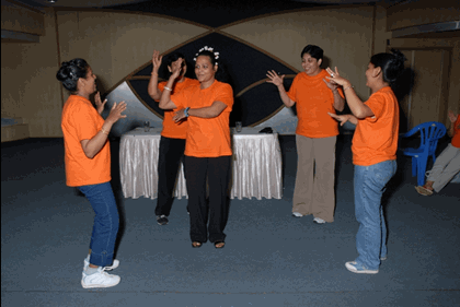 convphoto_5.gif